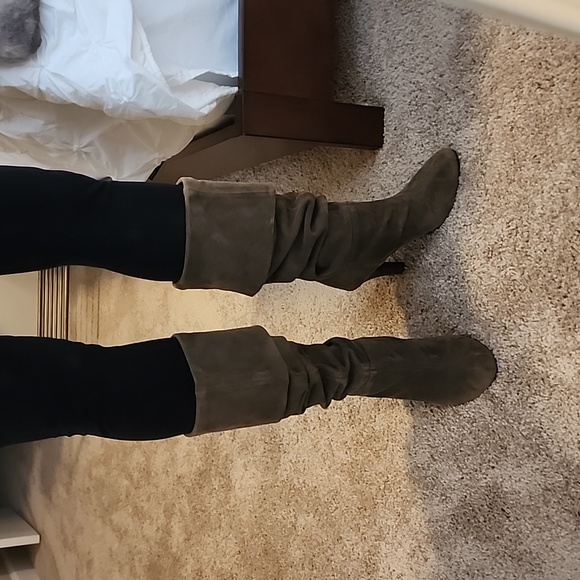 Colin Stuart Suade Boots - Picture 3 of 5